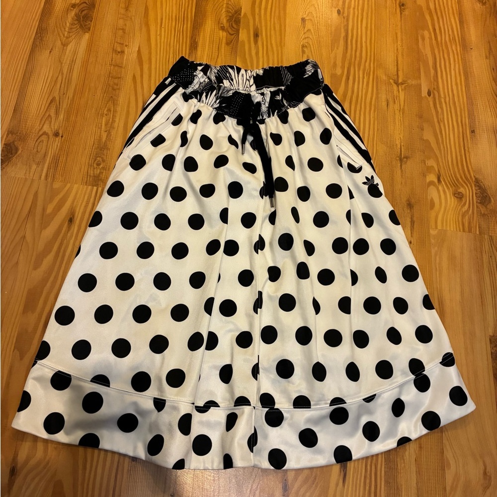 Adidas Polka Dot Skirt in White and Black Sz XS